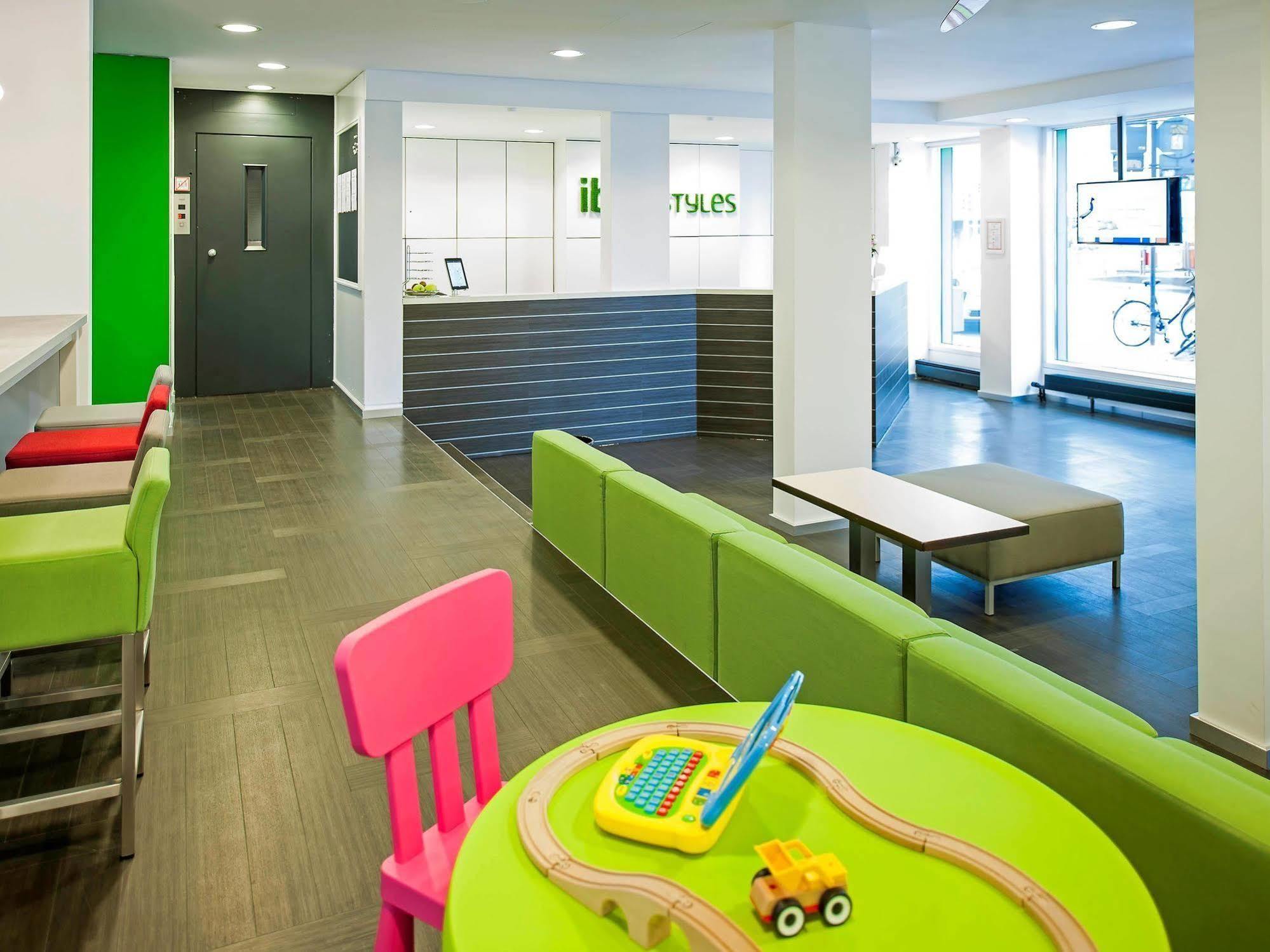 Nunohotel โคโลญ ภายนอก รูปภาพ